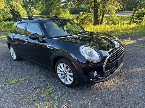 Used 2016 MINI Cooper Clubman image 2