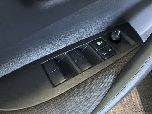 Used 2025 Toyota Corolla LE FWD image 4