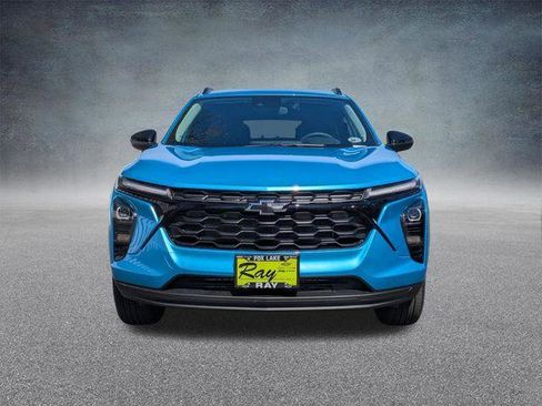 New 2026 Chevrolet Trax LT FWD image 9