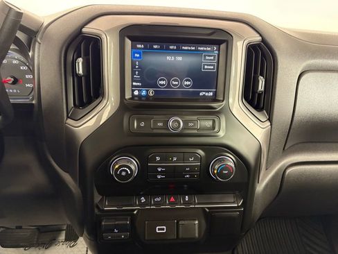 Used 2019 Chevrolet Silverado 1500 Custom Trail Boss w/ Custom Convenience Package image 23