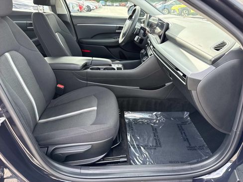 Used 2025 Hyundai Sonata SEL FWD image 25