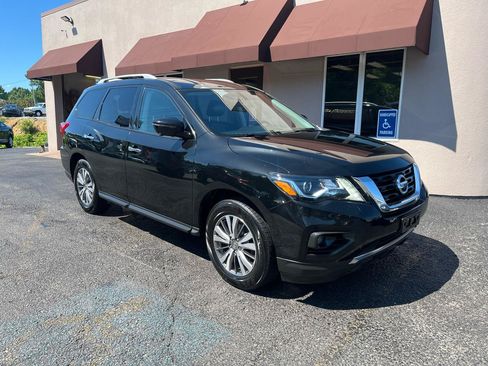 Used 2019 Nissan Pathfinder SL AWD/4WD image 3
