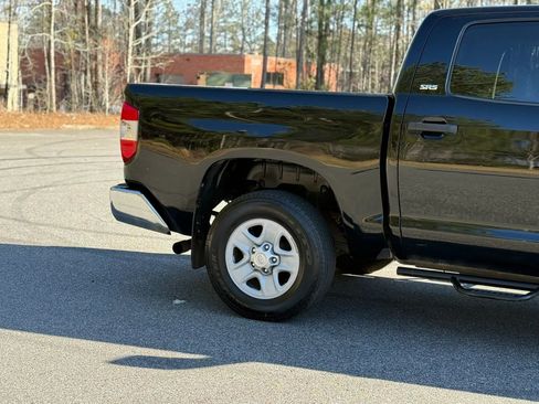 Used 2017 Toyota Tundra SR5 RWD image 8