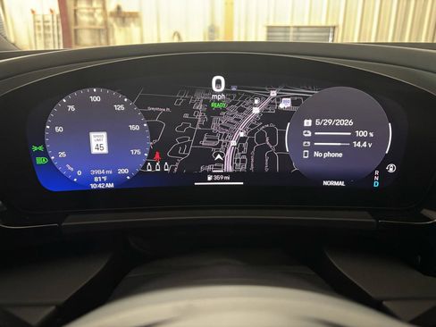 Used 2025 Porsche Macan Electric RWD image 18