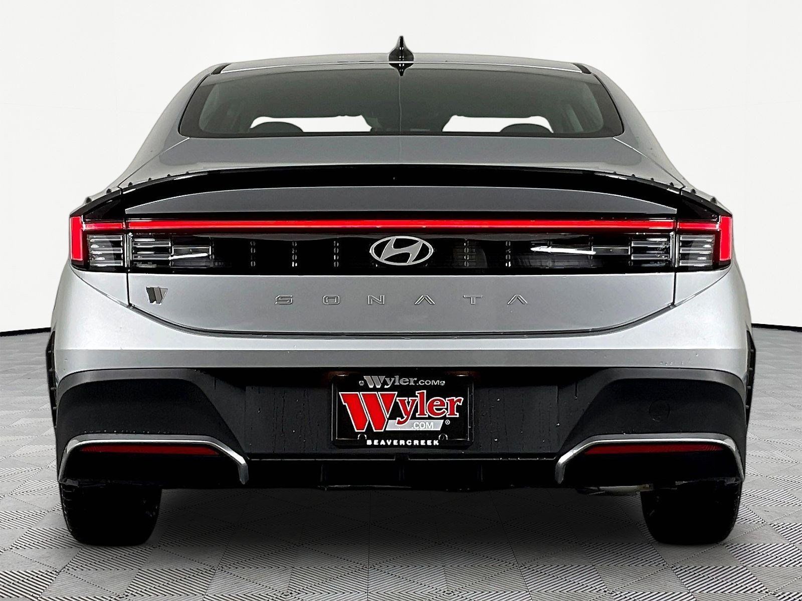 New 2026 Hyundai Sonata SE FWD image 5