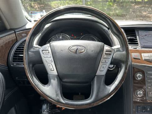 Used 2017 INFINITI QX80 4WD w/ Driver Assistance Package image 8