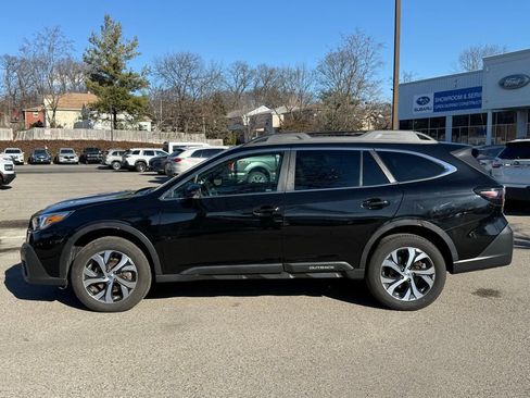 Used 2022 Subaru Outback Limited image 8