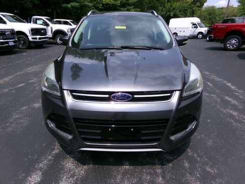 Used 2016 Ford Escape Titanium w/ Equipment Group 301A FWD image 3