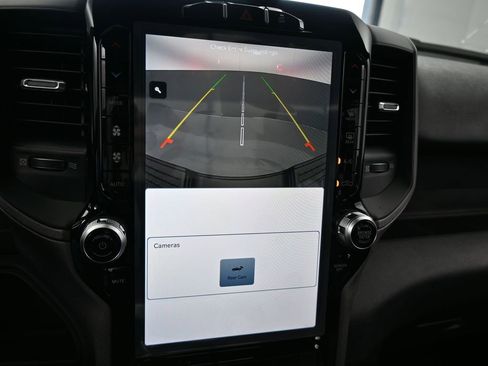 Used 2024 RAM 3500 Tradesman image 19