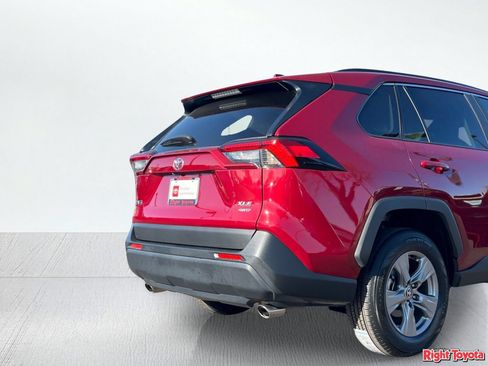 Certified 2025 Toyota RAV4 XLE AWD/4WD image 12