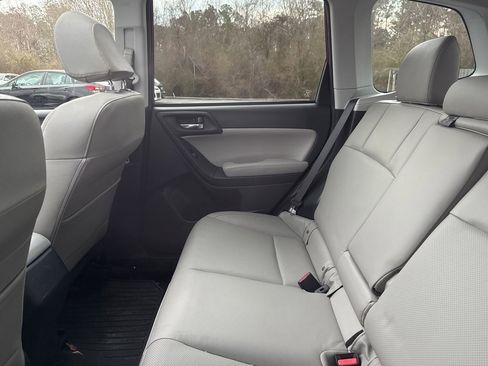 Used 2017 Subaru Forester 2.5i Limited image 11