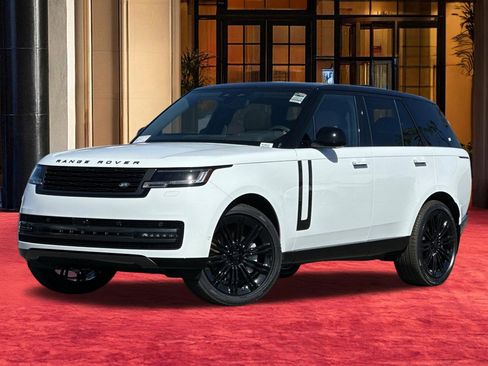 New 2026 Land Rover Range Rover SE image 2