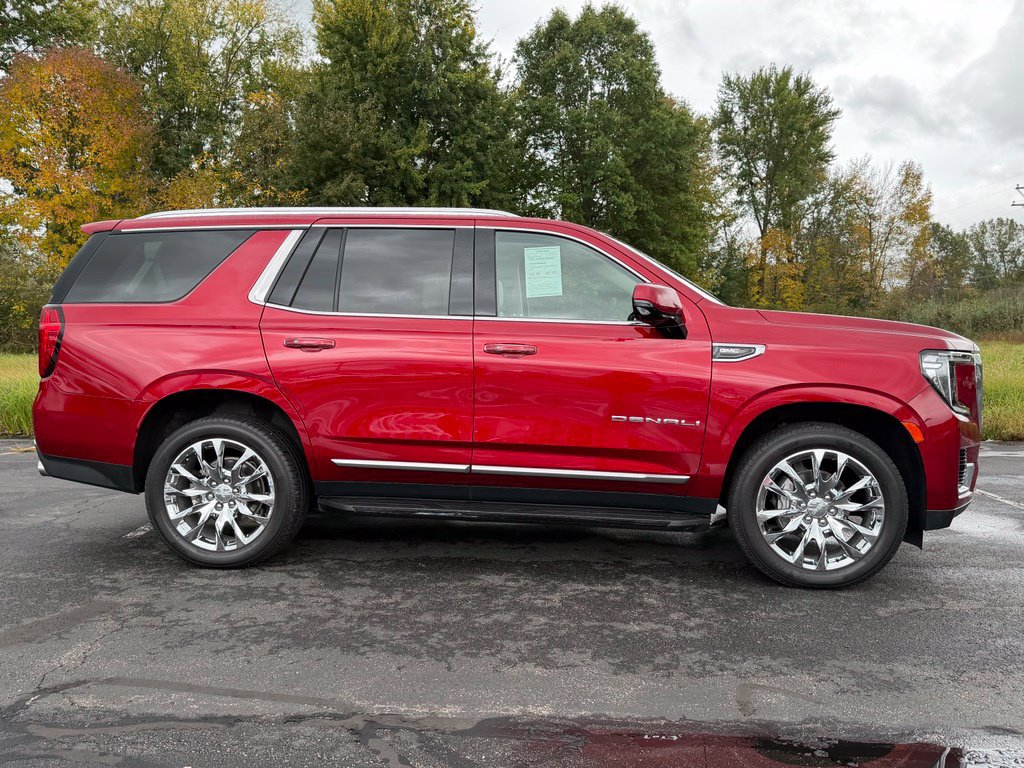 Used 2022 GMC Yukon Denali AWD/4WD image 4