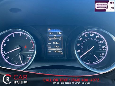 Used 2019 Toyota Camry SE FWD image 22