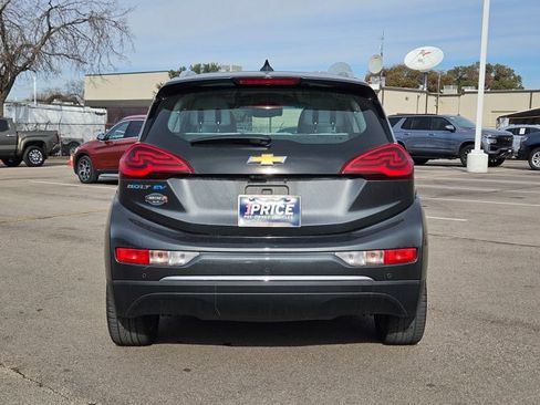 Used 2020 Chevrolet Bolt Premier w/ Infotainment Package image 6