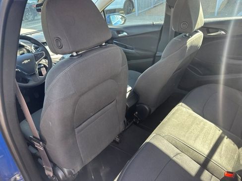 Used 2017 Chevrolet Cruze LT FWD image 22