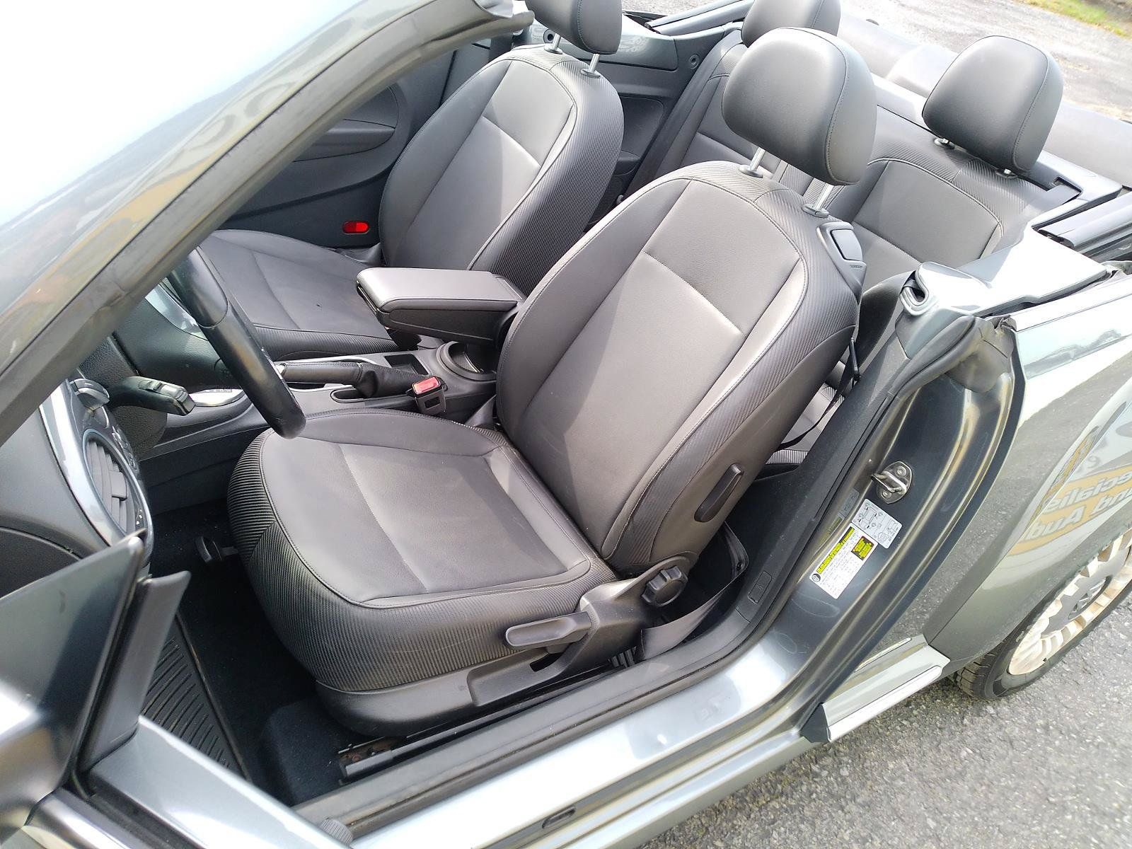 Used 2014 Volkswagen Beetle 2.5 FWD image 7