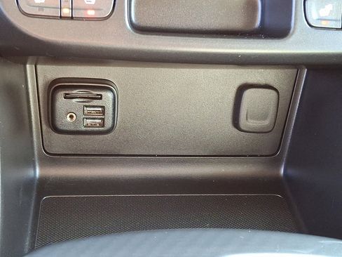 Used 2022 GMC Canyon AT4 w/ Trailering Package image 26