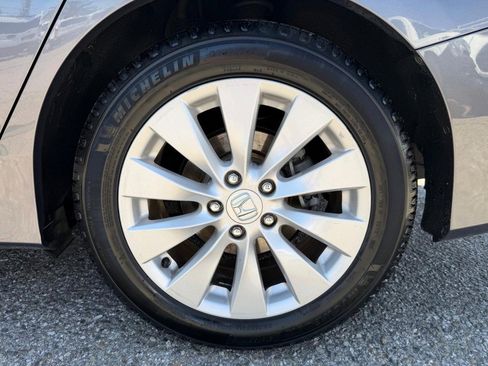 Used 2014 Honda Accord EX-L image 47