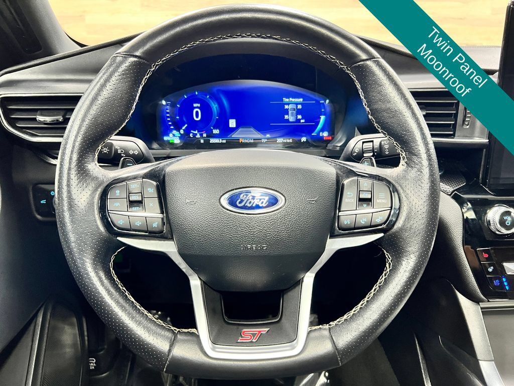 Used 2023 Ford Explorer ST w/ Equipment Group 401A AWD/4WD image 11