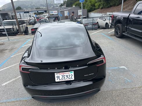 Used 2024 Tesla Model 3 Long Range AWD/4WD image 6
