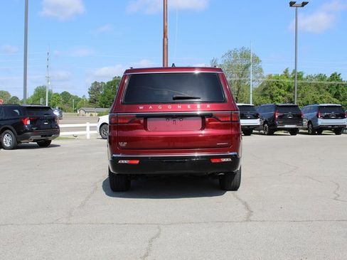 Used 2024 Jeep Wagoneer Series II image 4