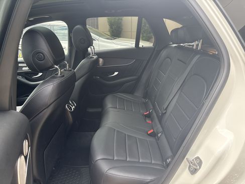Used 2021 Mercedes-Benz GLC 300 4MATIC image 31
