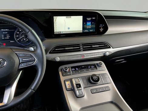 Used 2022 Hyundai Palisade SEL w/ Premium Package FWD image 9