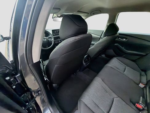 Used 2025 Honda Accord LX image 30