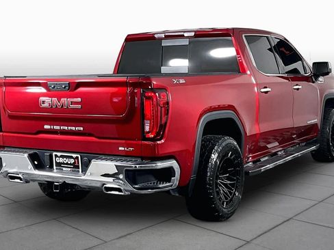 Used 2025 GMC Sierra 1500 SLT AWD/4WD image 13