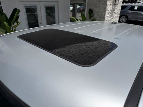 Used 2009 Land Rover Range Rover Sport HSE AWD/4WD image 9