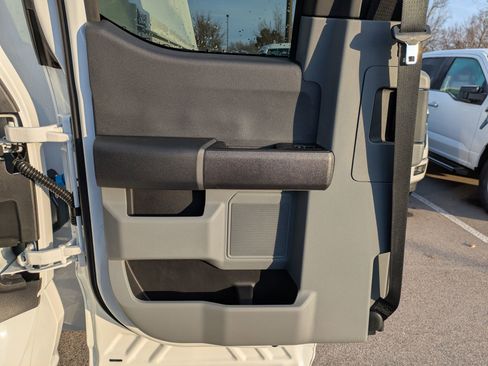 New 2026 Ford F550 4x4 Supercab Super Duty image 25