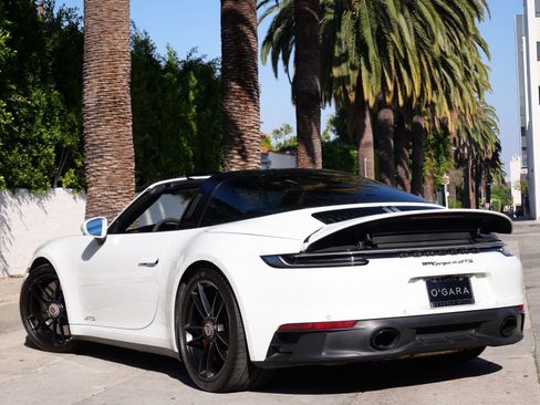 Used 2024 Porsche 911 Targa 4 GTS image 8