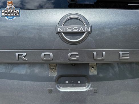 Certified 2026 Nissan Rogue SL AWD/4WD image 17