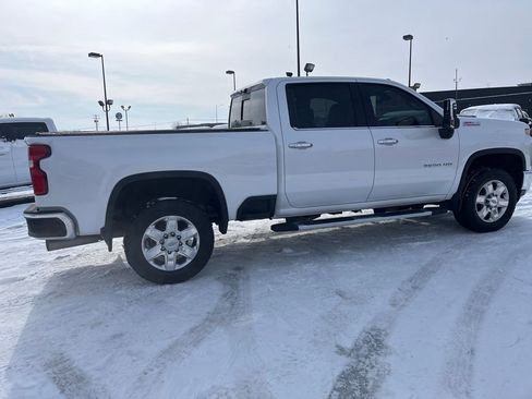 Used 2020 Chevrolet Silverado 2500 LTZ w/ LTZ Premium Package image 6