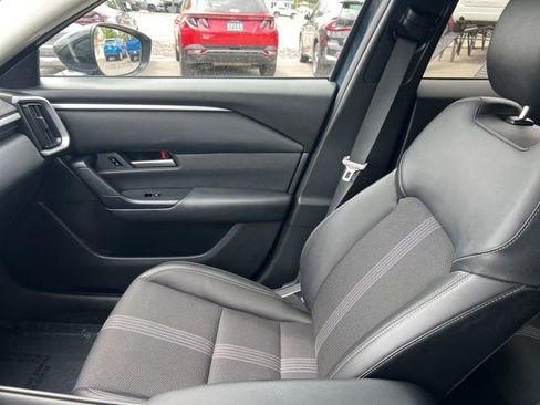 Used 2025 MAZDA CX-50 AWD 2.5 S w/ Preferred Package image 7