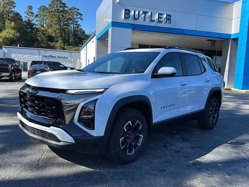 New 2026 Chevrolet Equinox ACTIV w/ Convenience Package III image 2