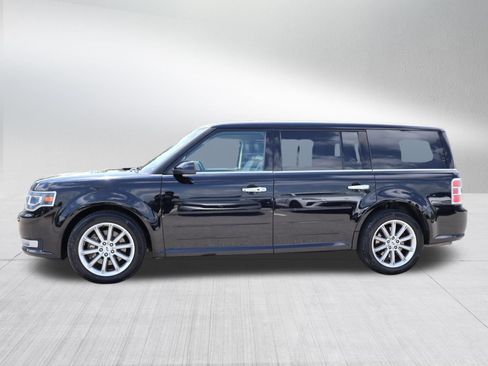 Used 2018 Ford Flex Limited AWD/4WD image 4