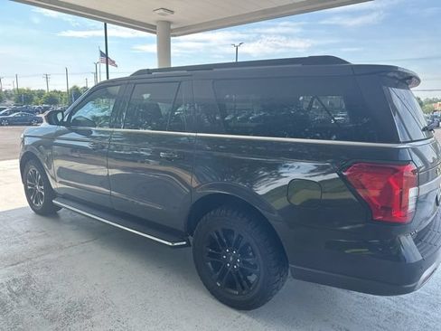 Used 2022 Ford Expedition Max XLT AWD/4WD image 4