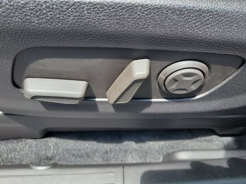 New 2026 Kia Carnival SX w/ SX Dark Edition Package FWD image 35