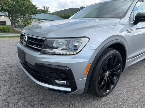 Used 2020 Volkswagen Tiguan SE R-Line w/ 3rd Row Seat Package AWD/4WD image 24