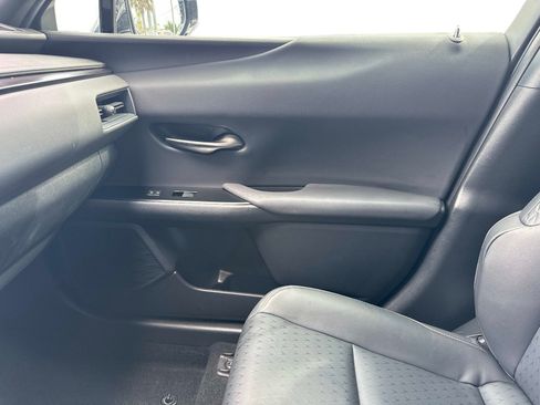 Used 2022 Lexus UX 250h w/ Accessory Package (Z2) AWD/4WD image 24