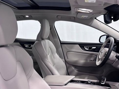Certified 2024 Volvo S60 B5 Core w/ Climate Package AWD/4WD image 19