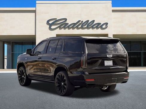 Certified 2026 Cadillac Escalade Platinum Sport w/ LPO, ONYX Package image 9