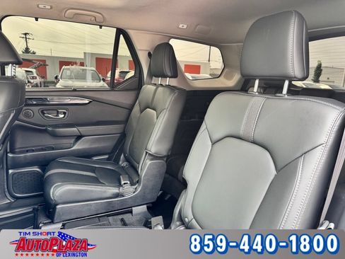 Used 2025 Honda Pilot Touring image 36
