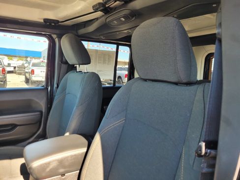 Used 2024 Jeep Wrangler Unlimited Sport AWD/4WD image 17
