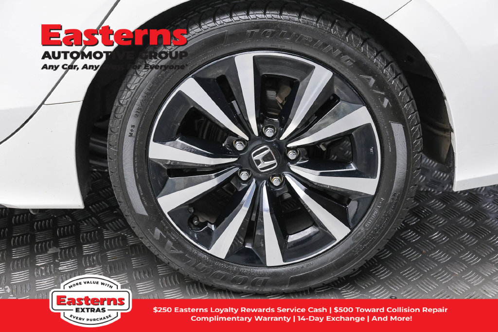Used 2023 Honda Civic EX-L image 9