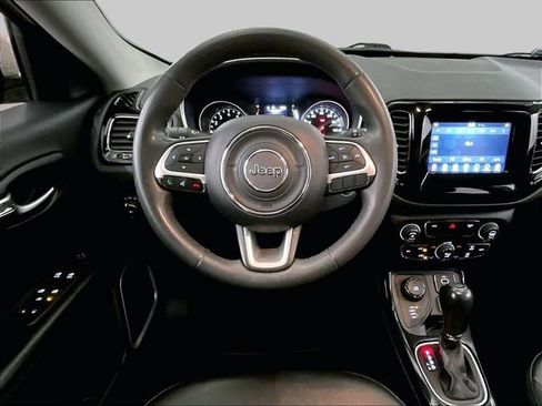 Used 2021 Jeep Compass Latitude AWD/4WD image 5