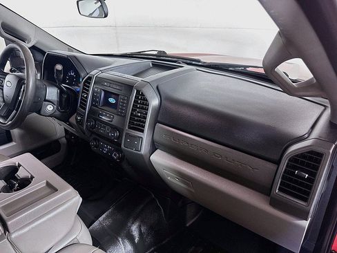 Used 2020 Ford F250 XL w/ Power Equipment Group AWD/4WD image 26