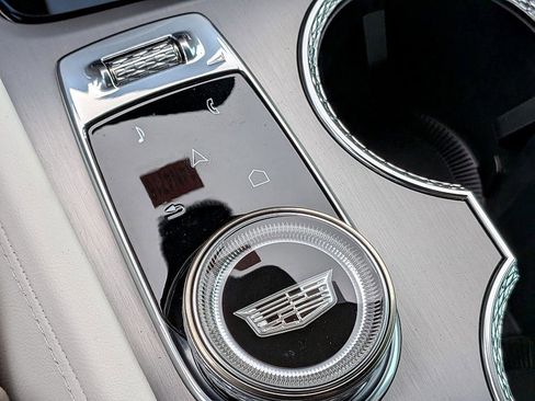 New 2026 Cadillac Vistiq Luxury image 25